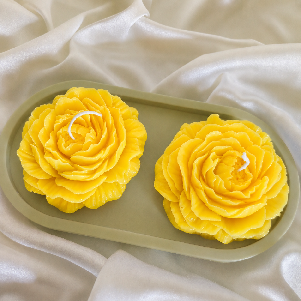 Premium Yellow Flower Soy Wax Decorative Candle
