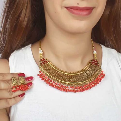 Latest Traditional Gold Plated Alloy Necklace Set for Girls and Women