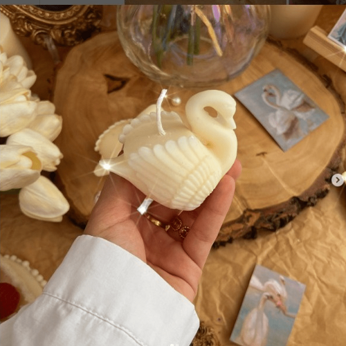 Luxury Swan Designer Soy Wax Fancy Candle - White