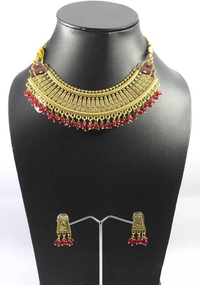 Latest Traditional Gold Plated Alloy Necklace Set for Girls and Women