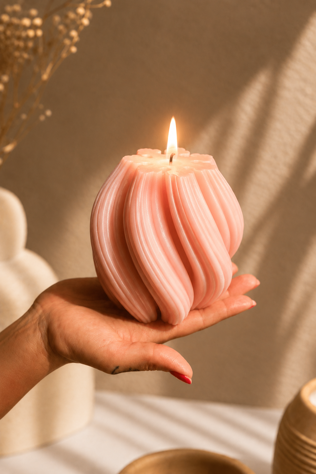 Luxury Pink Sculptural Decorative Soy Wax Candle