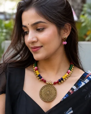 Beautiful Nice Contemporary Brass and Beads Traditional Necklace Set
