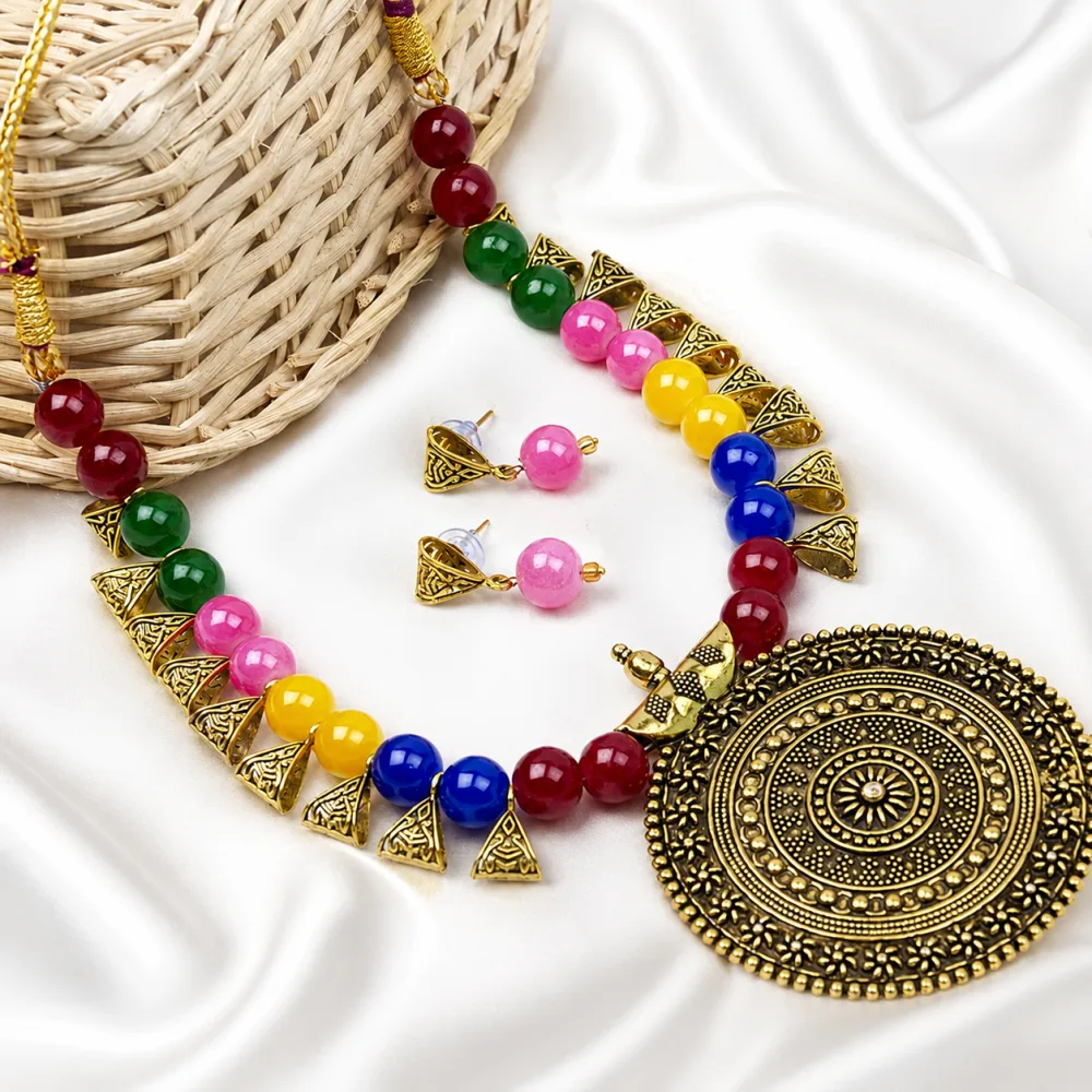 Beautiful Nice Contemporary Brass and Beads Traditional Necklace Set