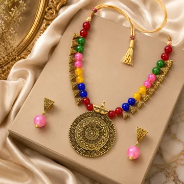 Beautiful Nice Contemporary Brass and Beads Traditional Necklace Set