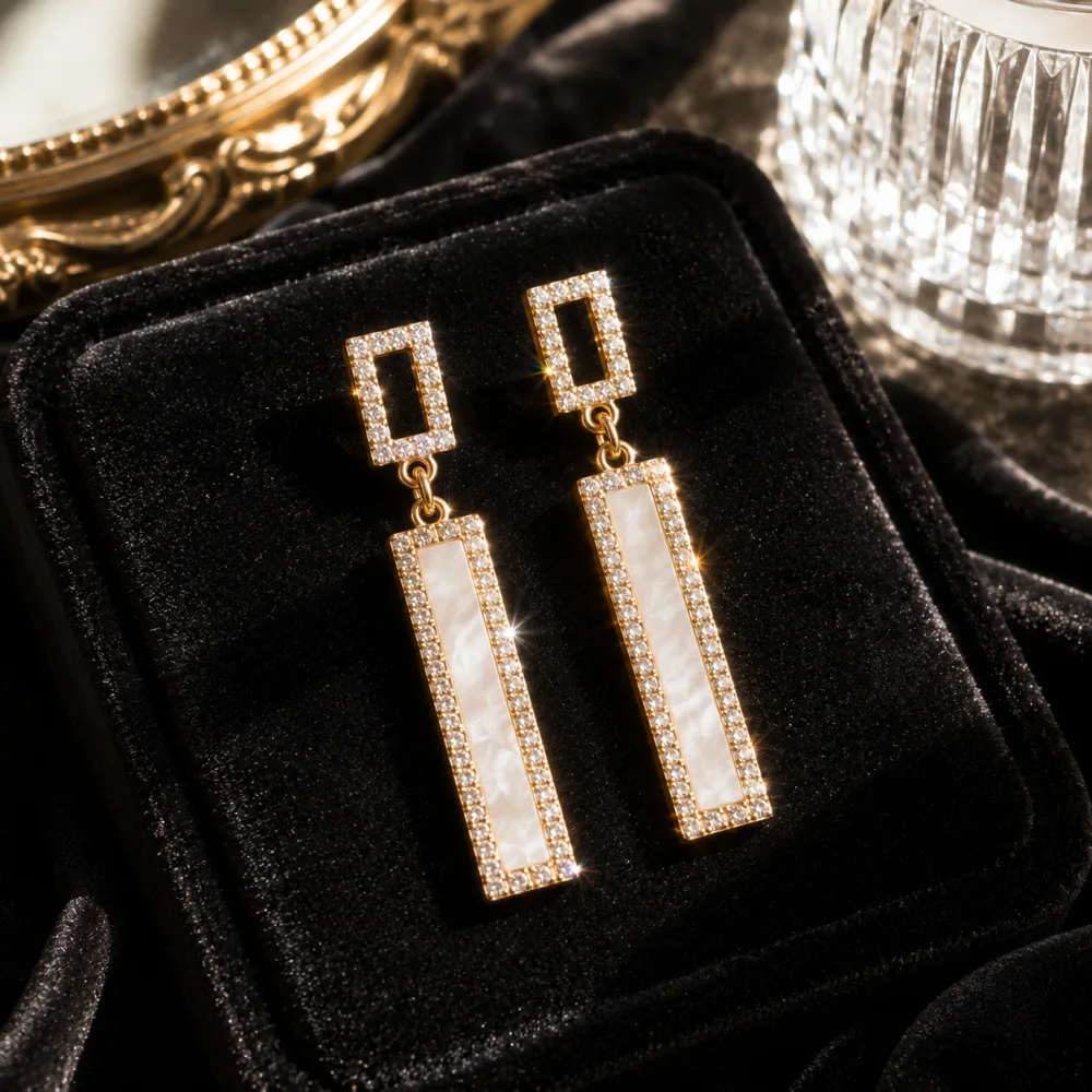 Beautiful Shiny Rectangular American Diamond Inlaid Diamond Long Earrings