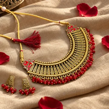 Latest Traditional Gold Plated Alloy Necklace Set for Girls and Women
