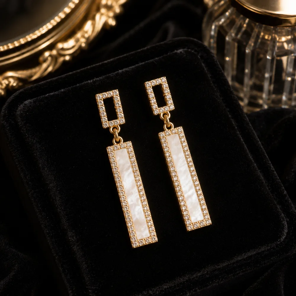 Beautiful Shiny Rectangular American Diamond Inlaid Diamond Long Earrings